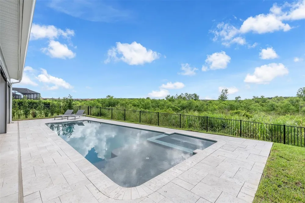 13622 ABBERWICK DRIVE Orlando, FL 32832
