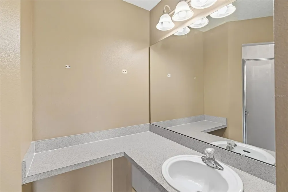 1131 S PINE RIDGE CIRCLE ##31 Sanford, FL 32773