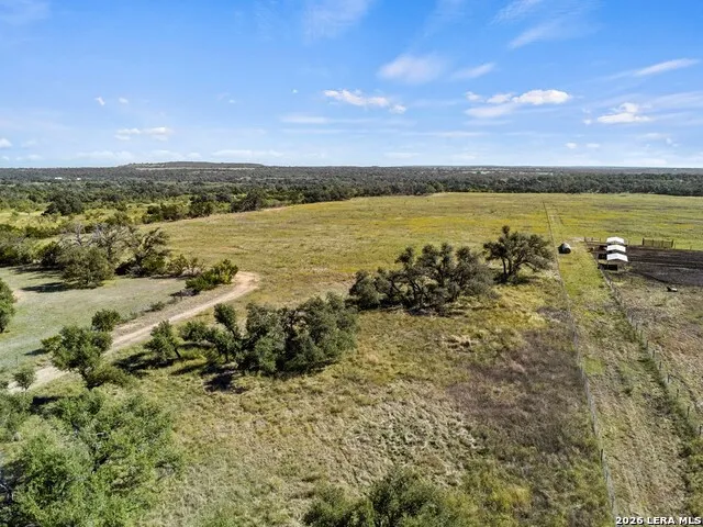 307 GOLD SCHAEFER RD Fredericksburg, TX 78624