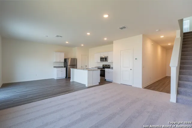 7507 Burrowing Cobra San Antonio, TX 78253