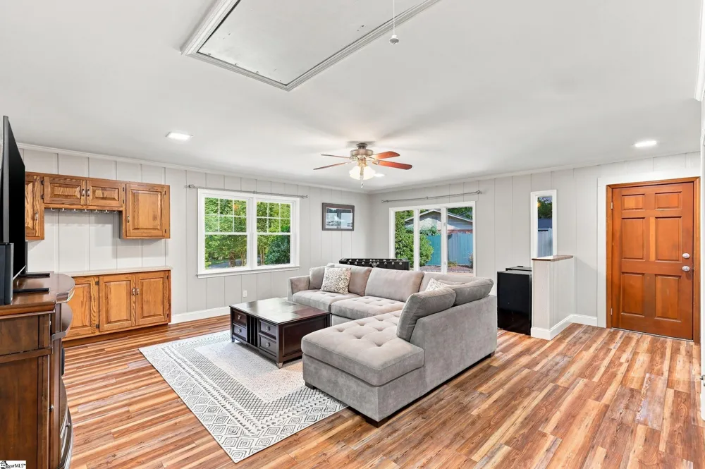 112 Lakeview Circle Clemson, SC 29631