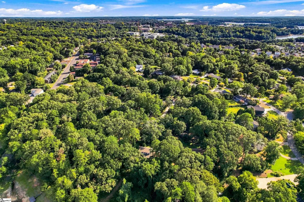 112 Lakeview Circle Clemson, SC 29631