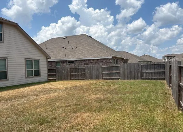 24019 Hawthorn Lakes Drive New Caney, TX 77357