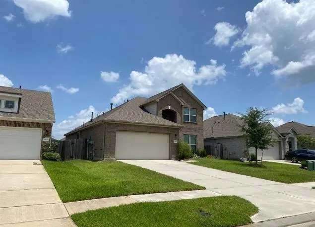 24019 Hawthorn Lakes Drive New Caney, TX 77357