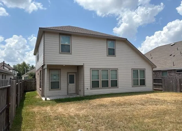 24019 Hawthorn Lakes Drive New Caney, TX 77357