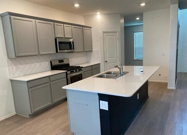 24019 Hawthorn Lakes Drive New Caney, TX 77357