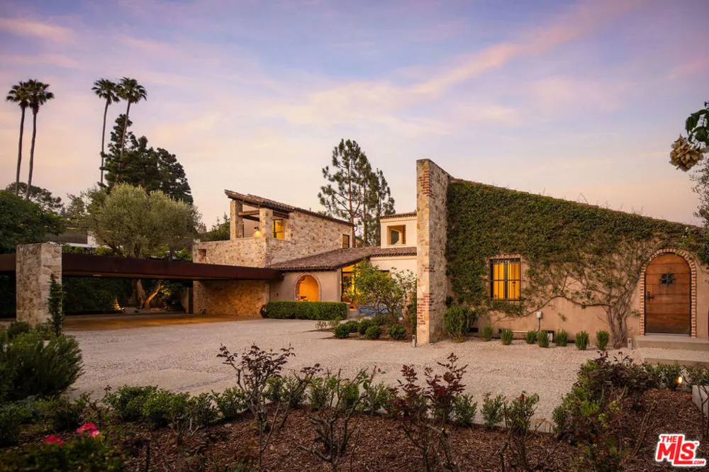 976 Alpine Drive Beverly Hills, CA 90210