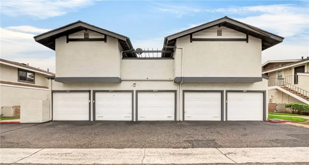8129 Woodland Drive #69 Buena Park, CA 90620