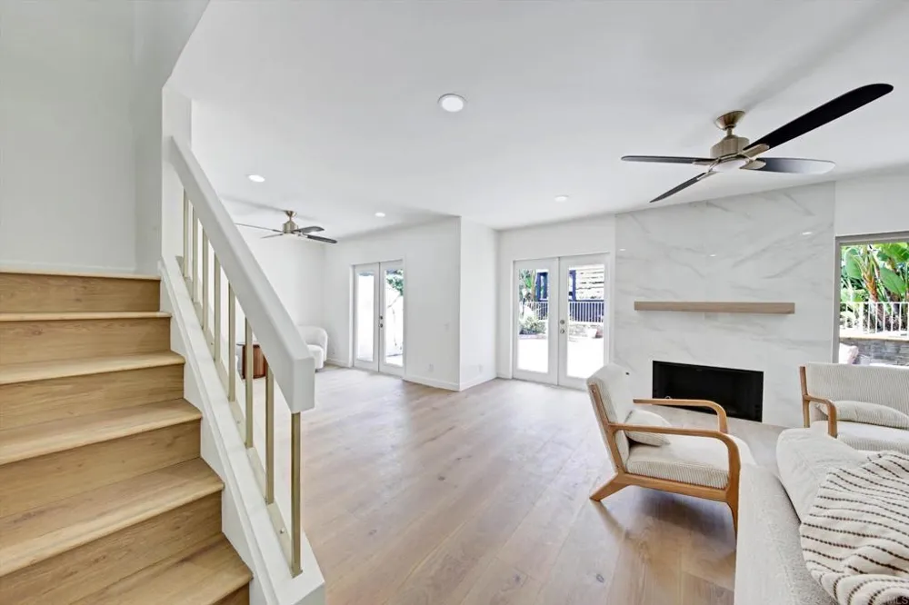 5850 Menorca Drive San Diego, CA 92124