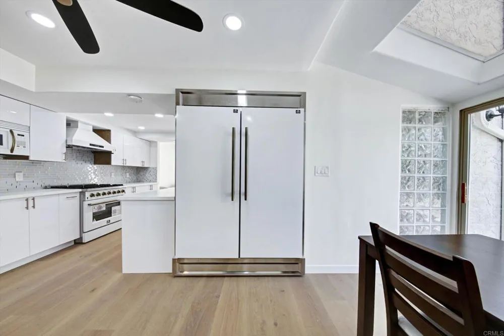 5850 Menorca Drive San Diego, CA 92124