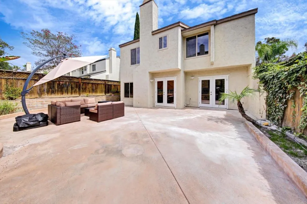 5850 Menorca Drive San Diego, CA 92124