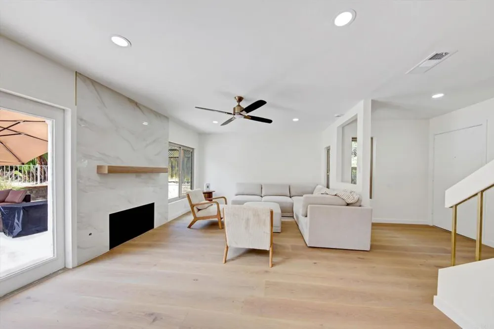 5850 Menorca Drive San Diego, CA 92124