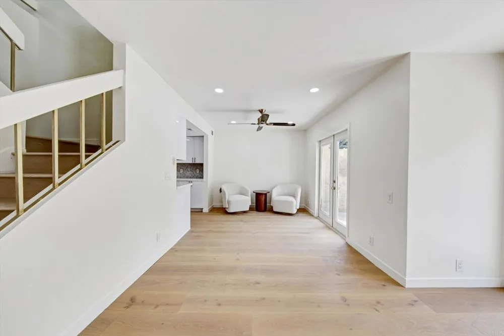 5850 Menorca Drive San Diego, CA 92124