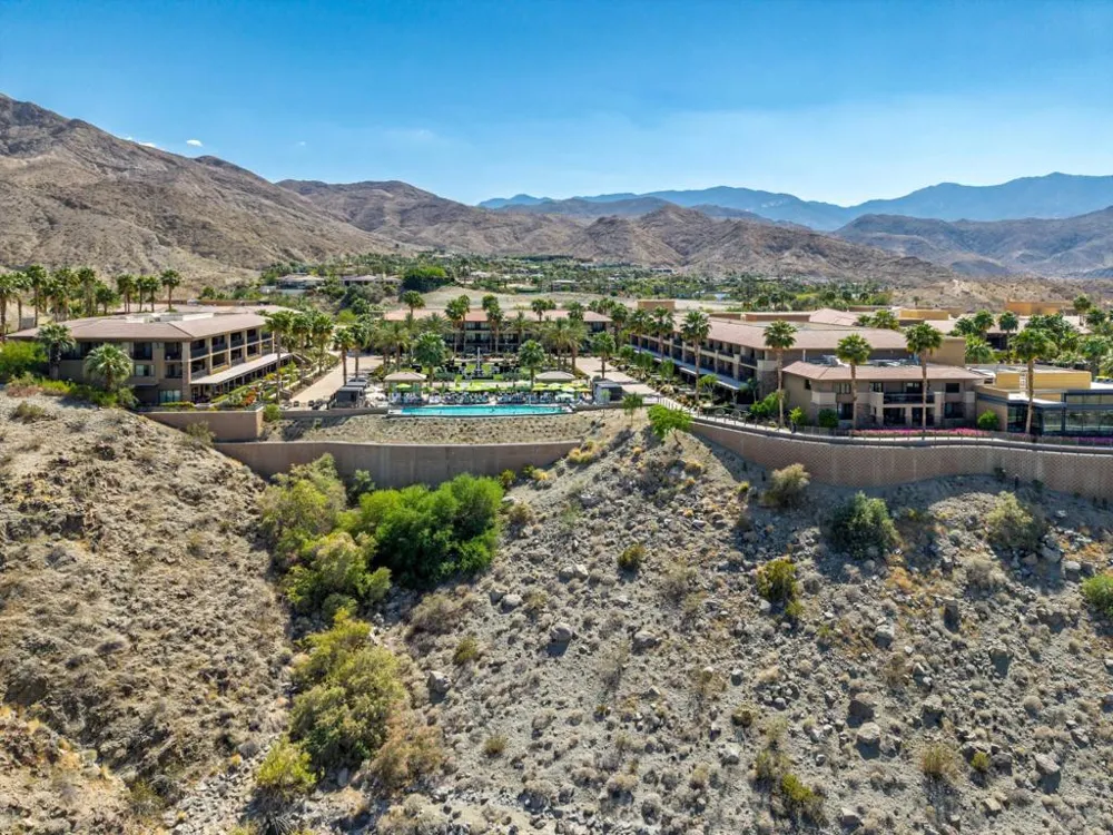 28 Stone Cliff Rancho Mirage, CA 92270