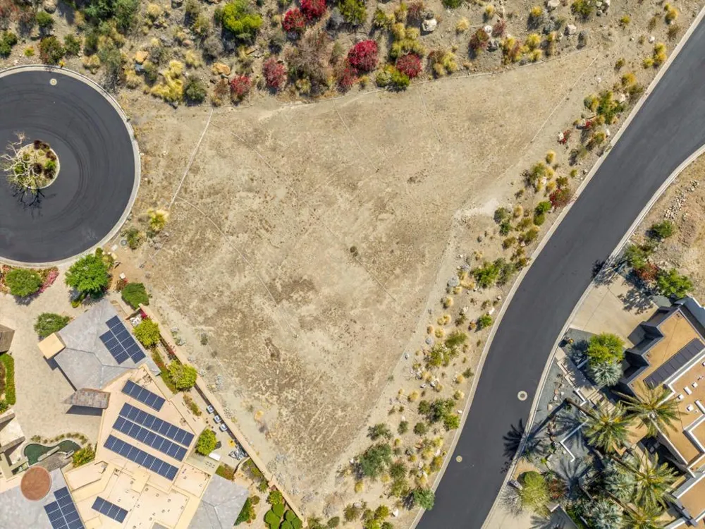 28 Stone Cliff Rancho Mirage, CA 92270