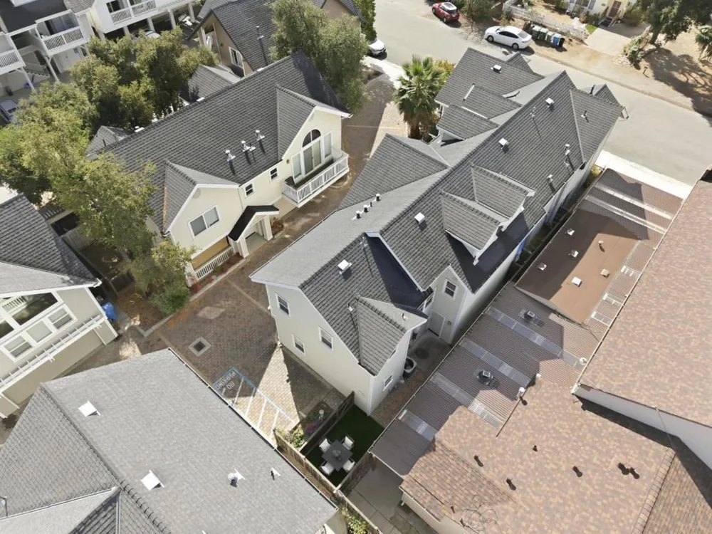 21751 Granada Avenue Cupertino, CA 95014