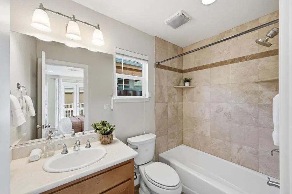 21751 Granada Avenue Cupertino, CA 95014