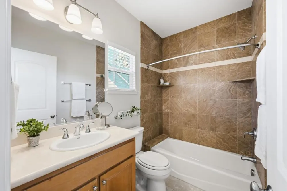 21751 Granada Avenue Cupertino, CA 95014