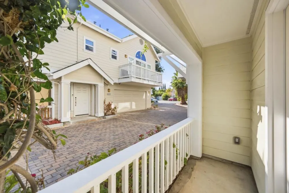 21751 Granada Avenue Cupertino, CA 95014