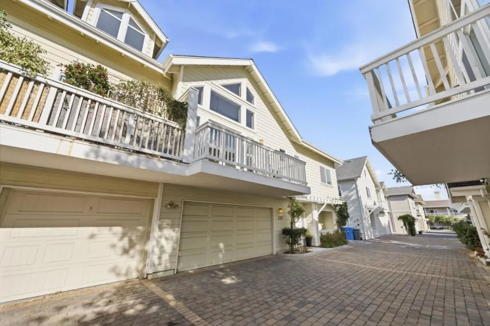 21751 Granada Avenue Cupertino, CA 95014