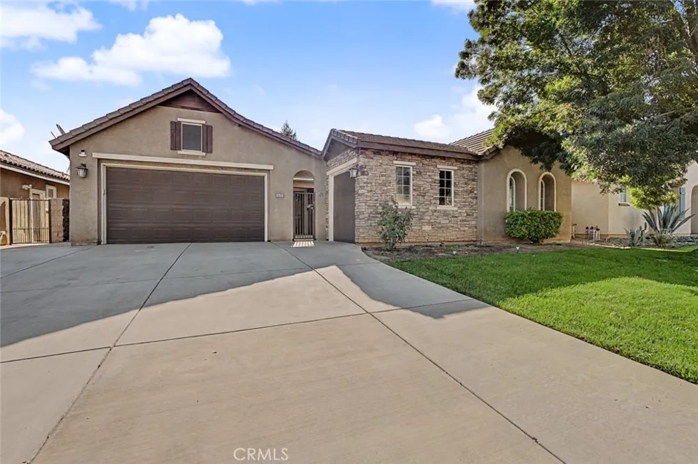 5523 Segovia Bakersfield, CA 93306