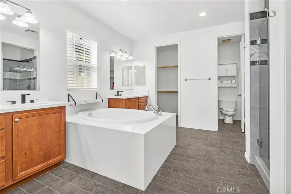 5523 Segovia Bakersfield, CA 93306