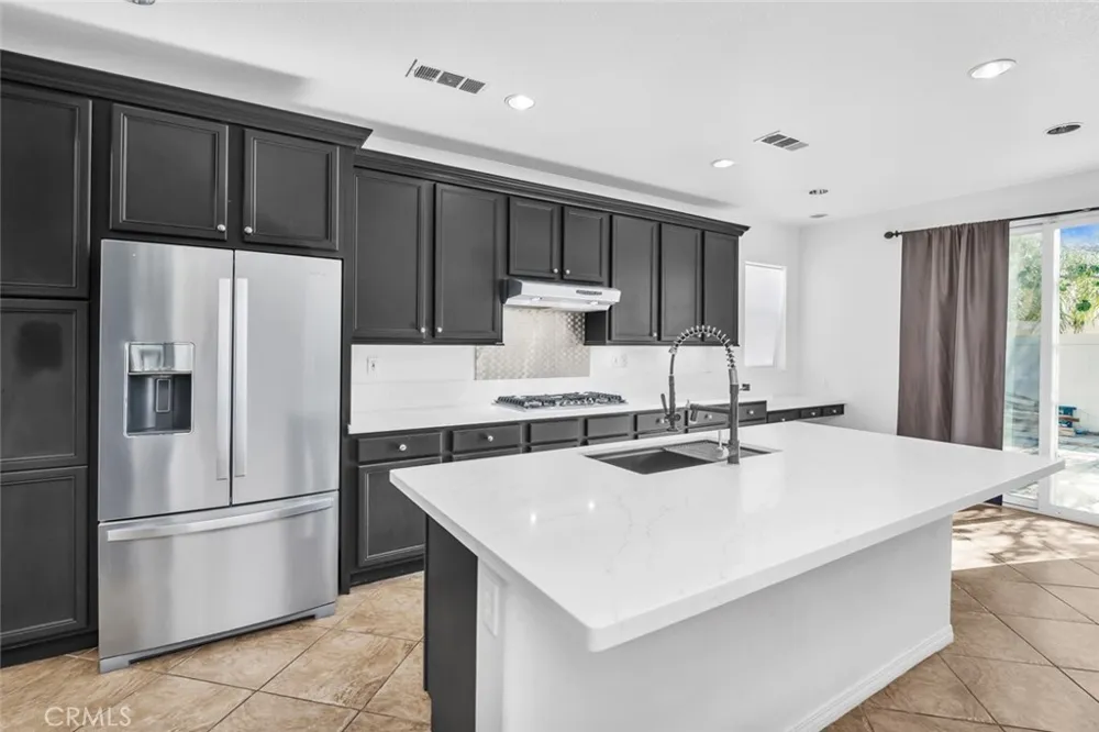 5523 Segovia Bakersfield, CA 93306