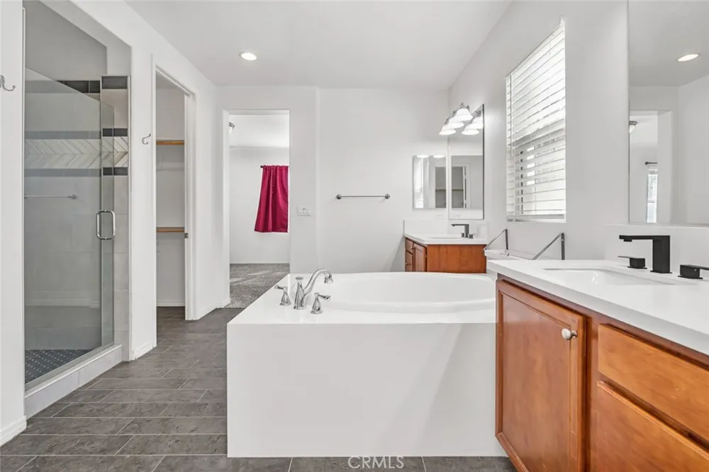 5523 Segovia Bakersfield, CA 93306