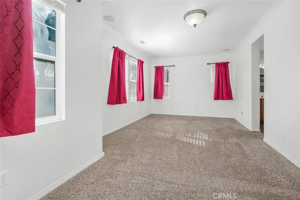 5523 Segovia Bakersfield, CA 93306