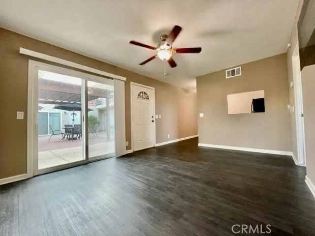 36953 Bankside Drive #5 Cathedral City, CA 92234