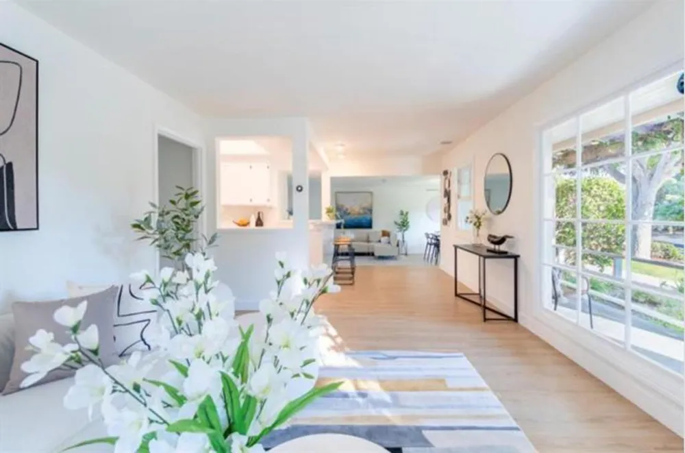 22071 Hibiscus Drive Cupertino, CA 95014