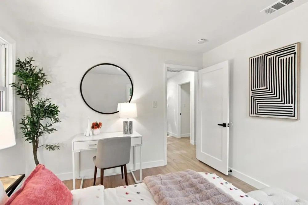 22071 Hibiscus Drive Cupertino, CA 95014