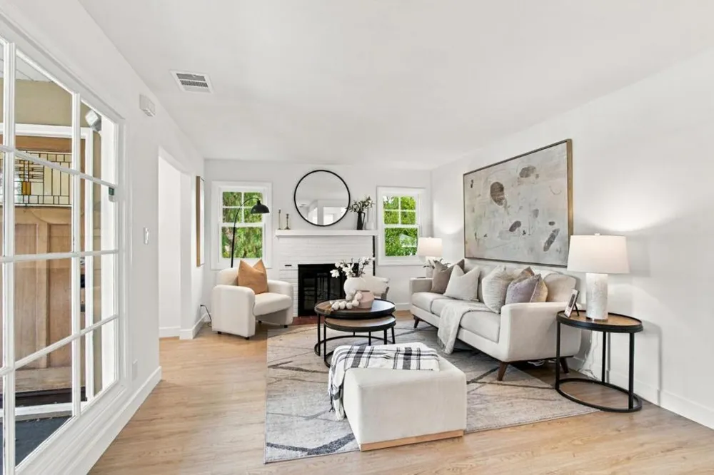 22071 Hibiscus Drive Cupertino, CA 95014