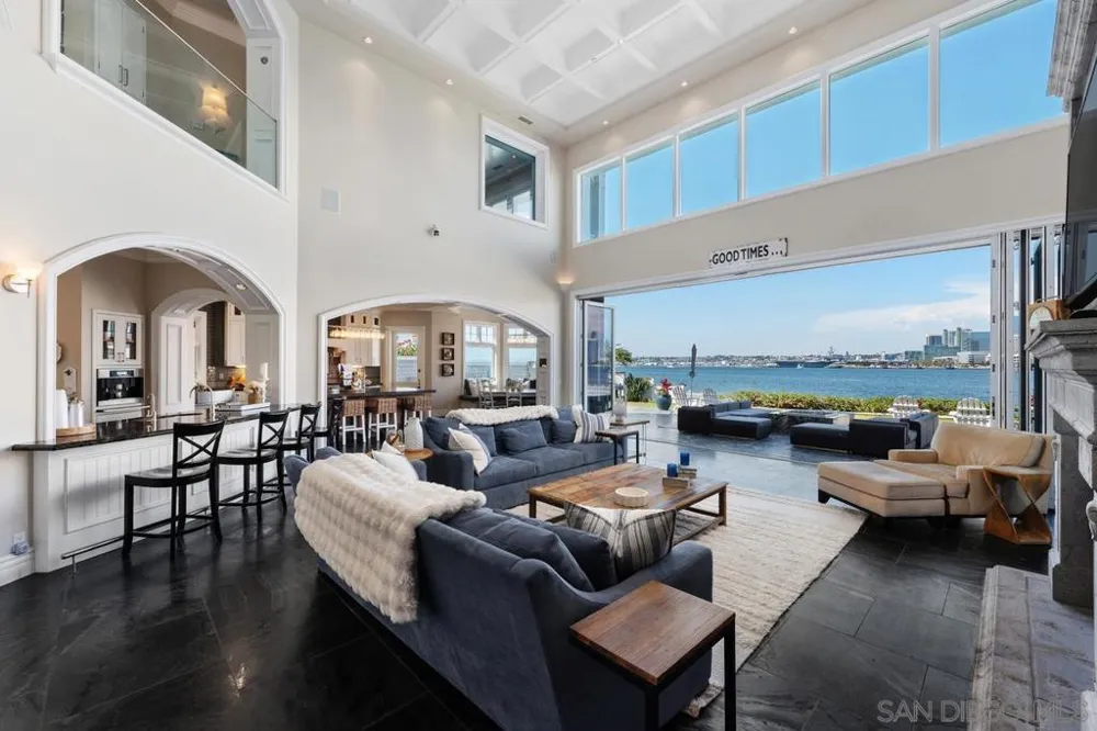 501 1st St Coronado, CA 92118
