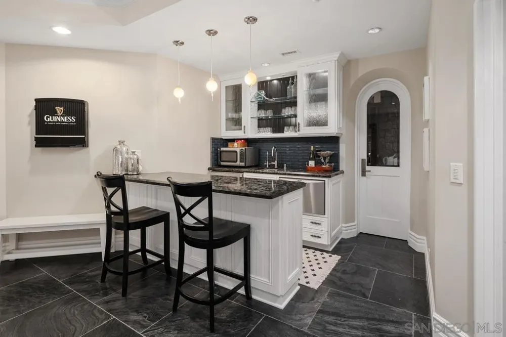 501 1st St Coronado, CA 92118