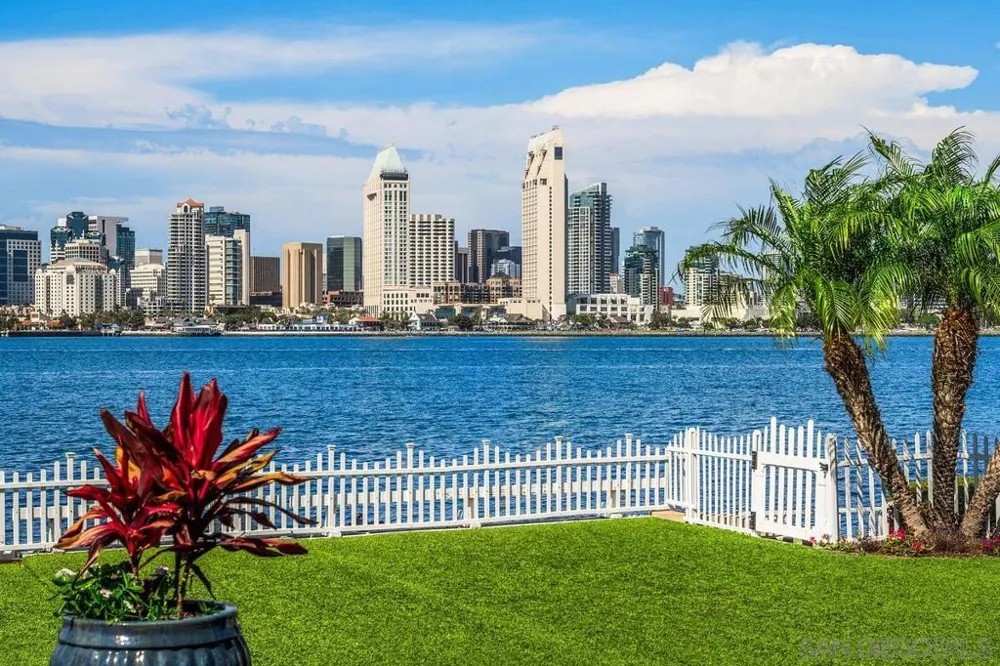 501 1st St Coronado, CA 92118
