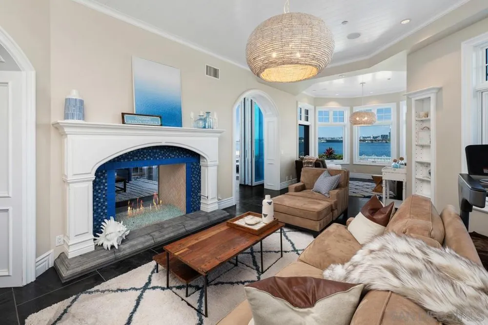 501 1st St Coronado, CA 92118