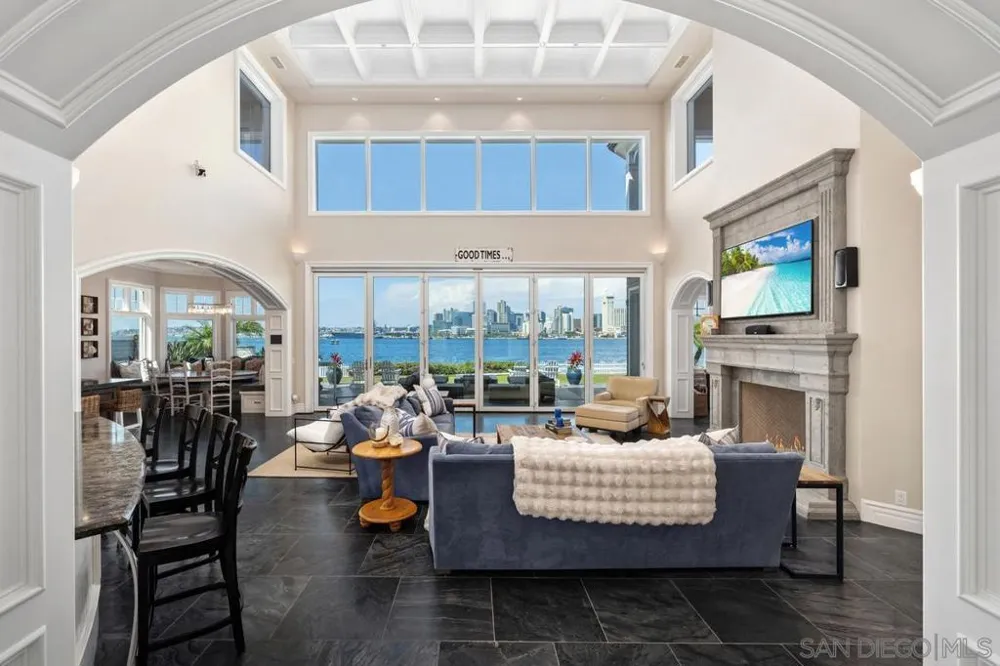 501 1st St Coronado, CA 92118