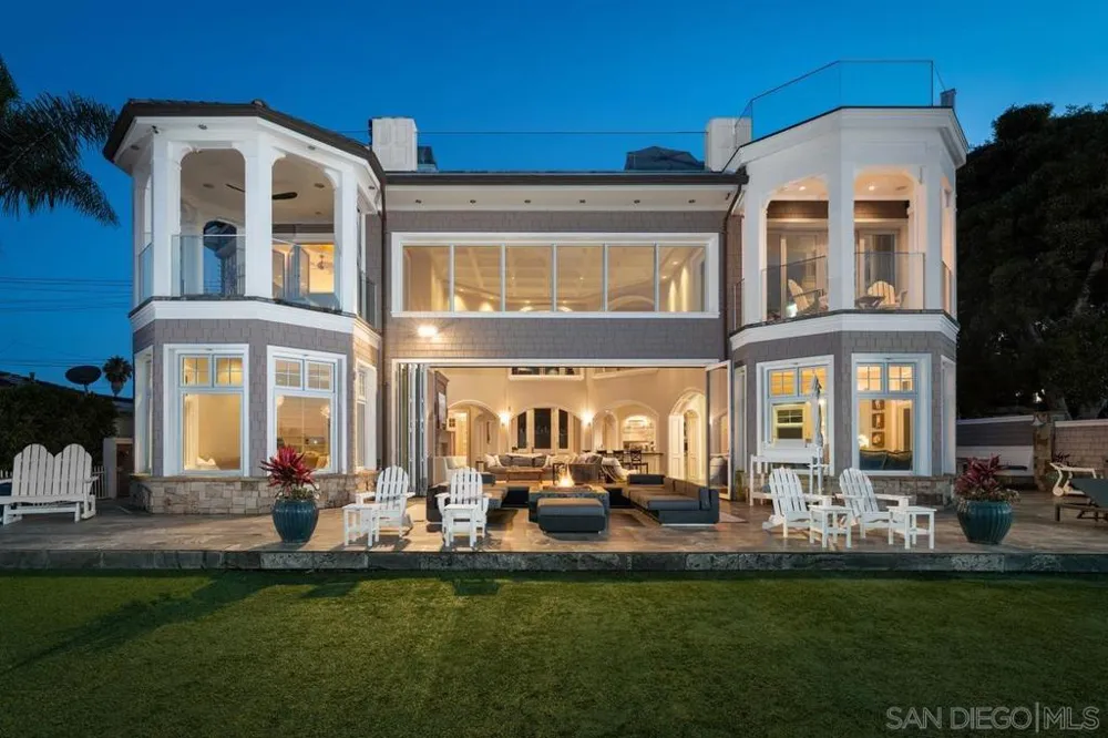 501 1st St Coronado, CA 92118