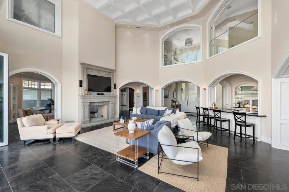 501 1st St Coronado, CA 92118