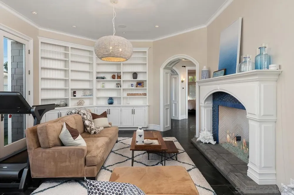 501 1st St Coronado, CA 92118