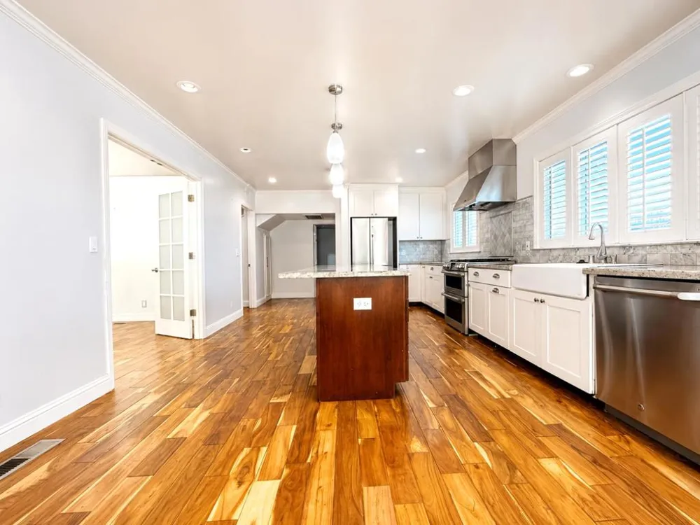 1257 Magnolia San Carlos, CA 94070