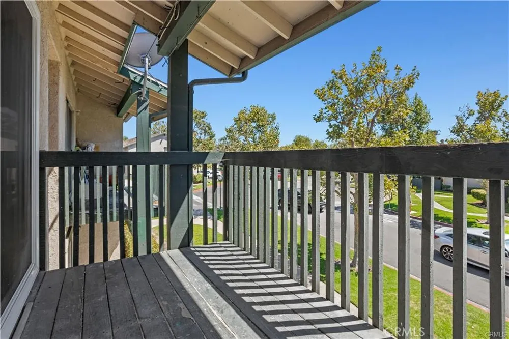23232 Orange Avenue #2 Lake Forest, CA 92630