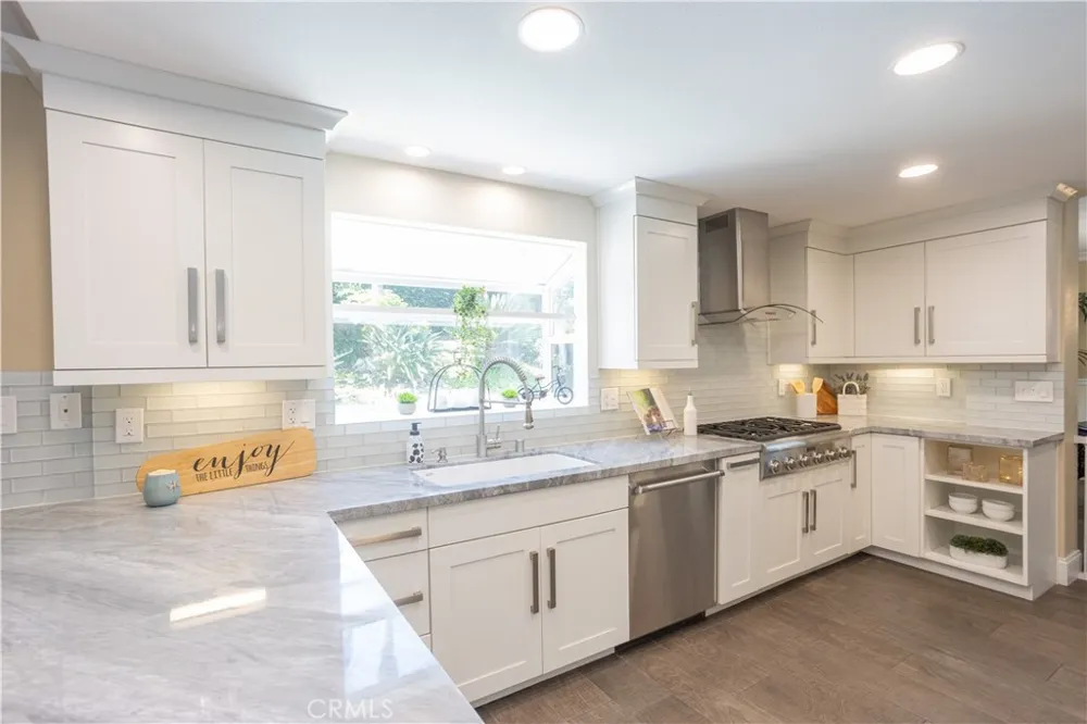 8505 E Meadowridge Anaheim Hills, CA 92808