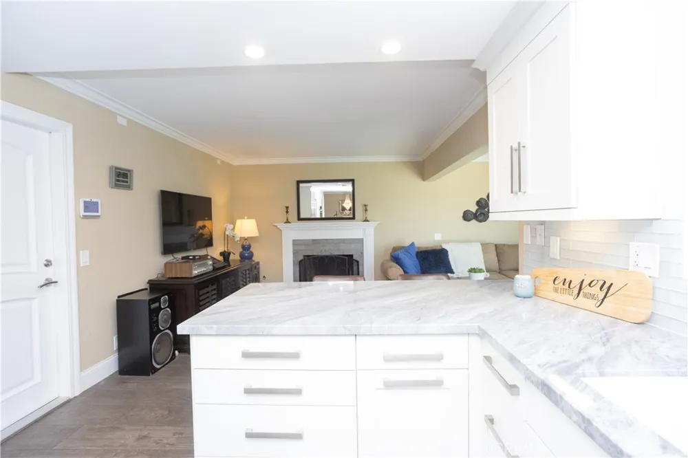 8505 E Meadowridge Anaheim Hills, CA 92808