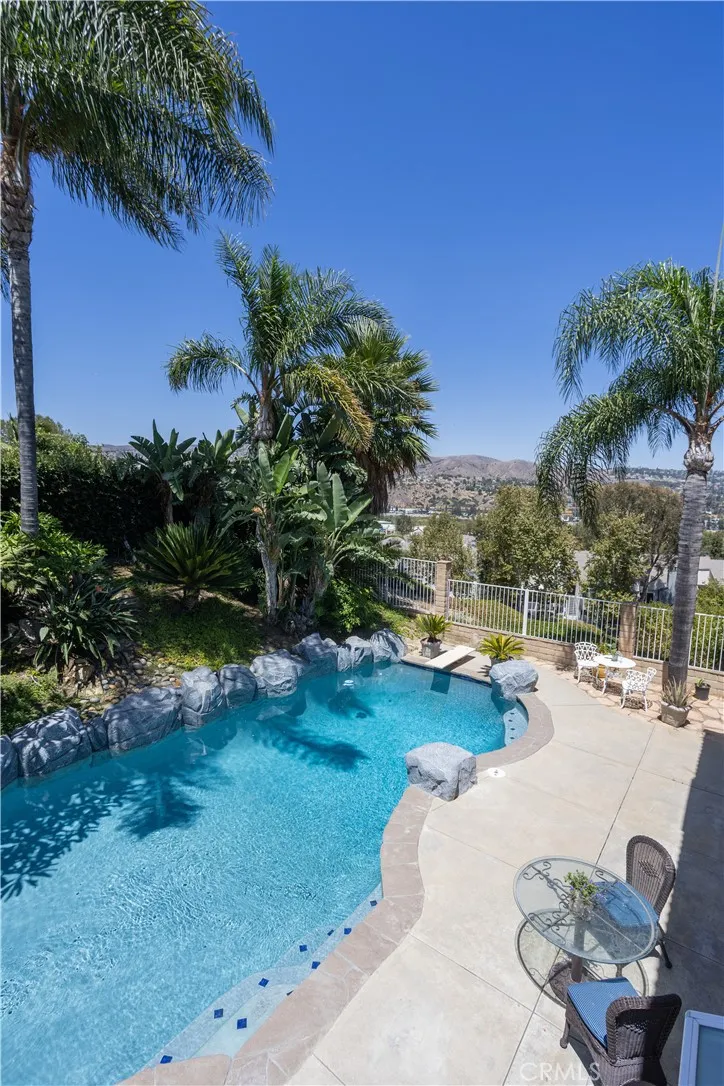 8505 E Meadowridge Anaheim Hills, CA 92808