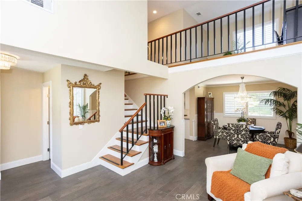 8505 E Meadowridge Anaheim Hills, CA 92808