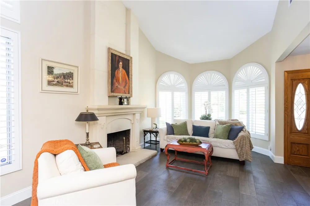 8505 E Meadowridge Anaheim Hills, CA 92808