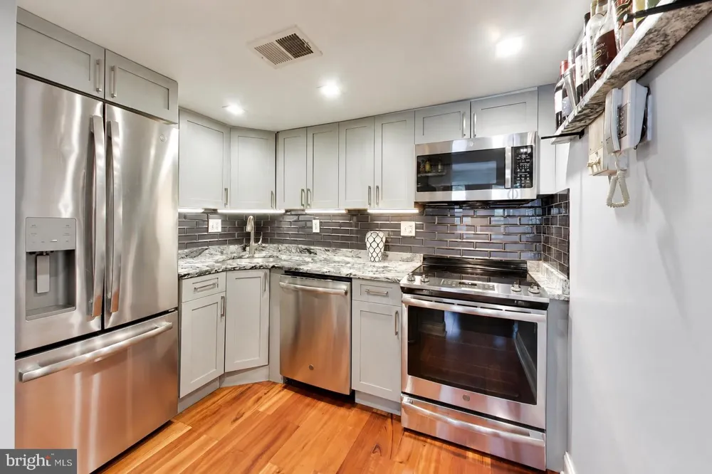 1912 T STREET NW #2 Washington, DC 20009
