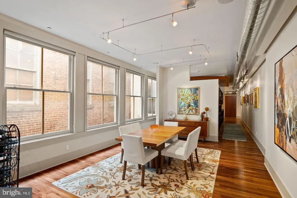 1606 CHESTNUT STREET #UNIT 2 Philadelphia, PA 19103